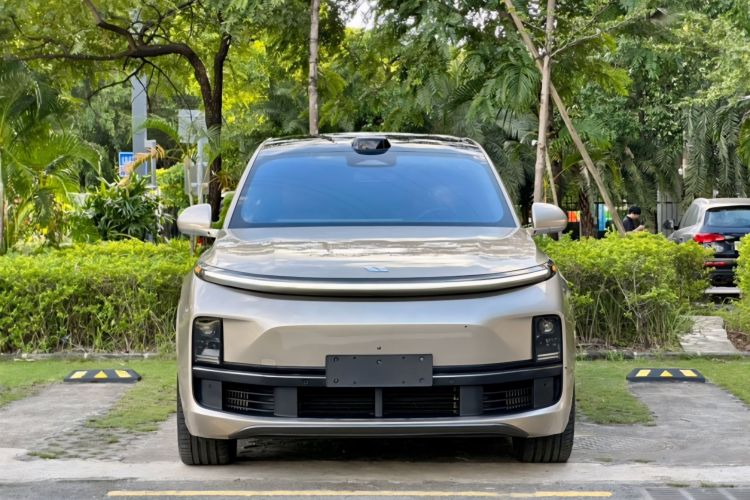 Li L9 2022 imagem de carro #3