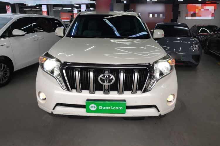 Toyota Land Cruiser Prado 2017 #3 Toyota Land Cruiser Prado 2017 car image #3