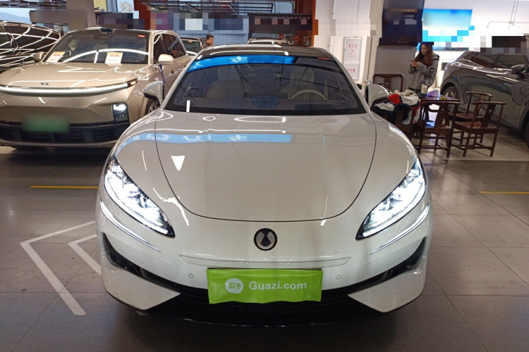 Denza Z9GT 2024 #3 Denza Z9GT 2024 car image #3