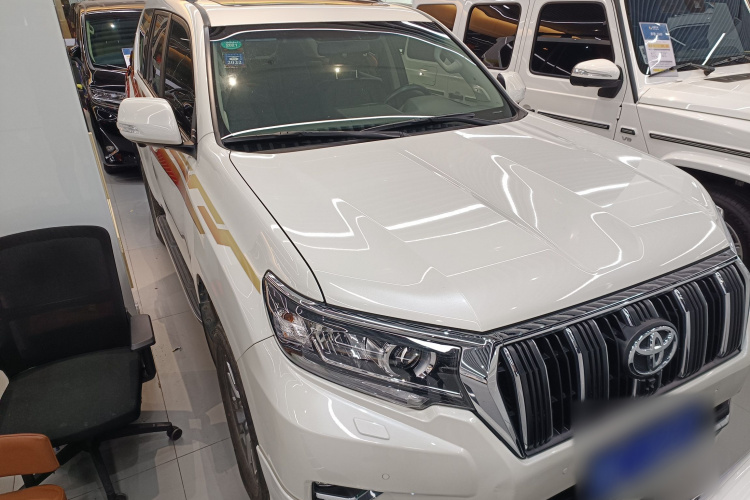 Toyota Land Cruiser Prado 2020 #3 Toyota Land Cruiser Prado 2020 car image #3