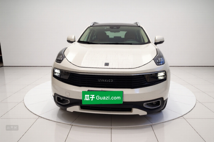 Lynk & Co 01 2019 #3 Lynk & Co 01 2019 car image #3