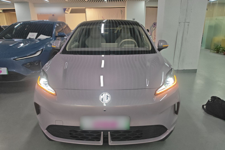 MG 2025 car image #3
