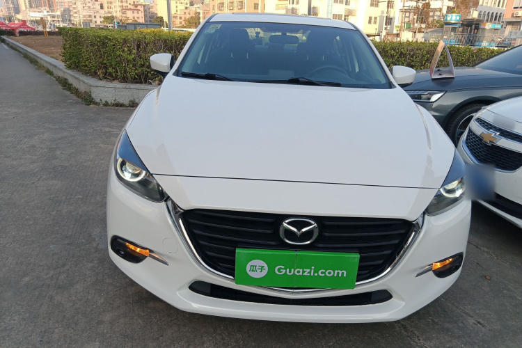 Mazda 3 Axela 2018 imagem de carro #3