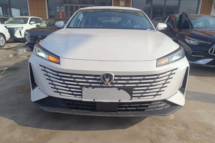 Changan EadoPHEV 2025 imagem de carro #3