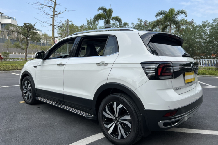Volkswagen T-Cross 2021 #3 Volkswagen T-Cross 2021 car image #3