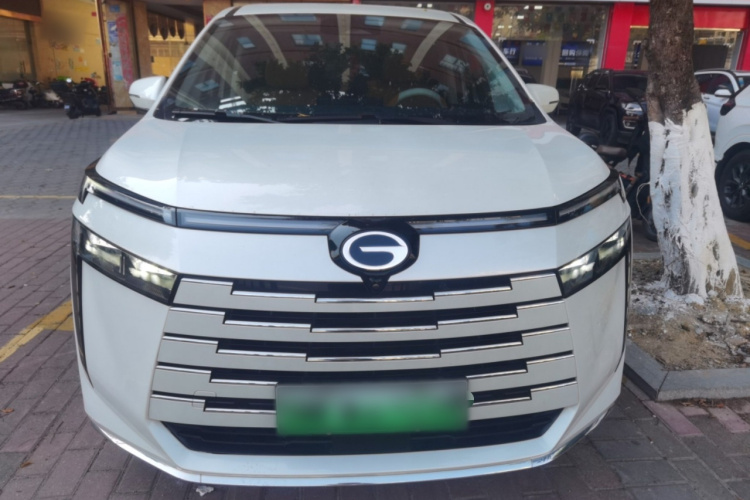 GAC Trumpchi E8 New Energy 2023 car image #3