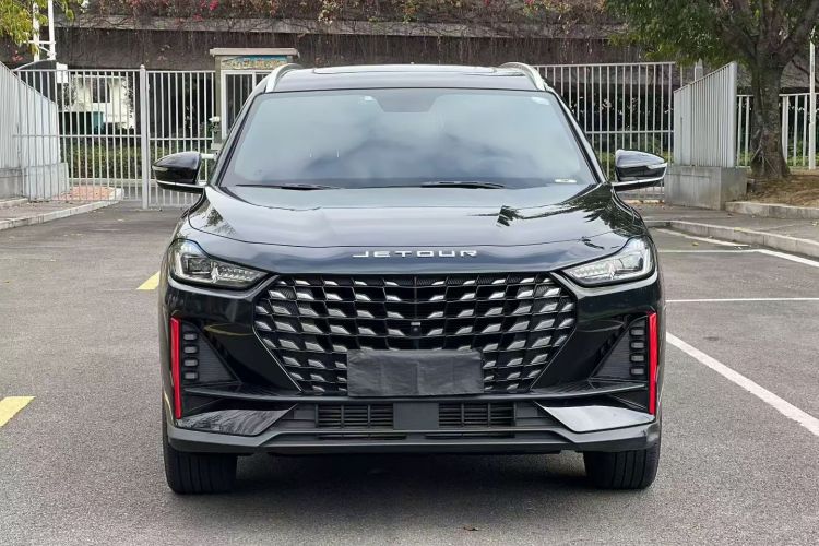 Jetour X70 PRO 2023 car image #3