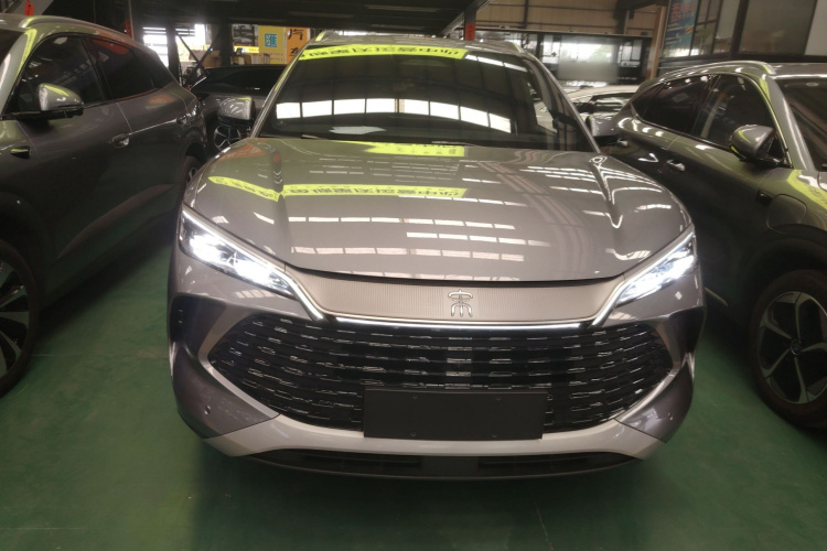 BYD SongL DM-i 2025 car image #3