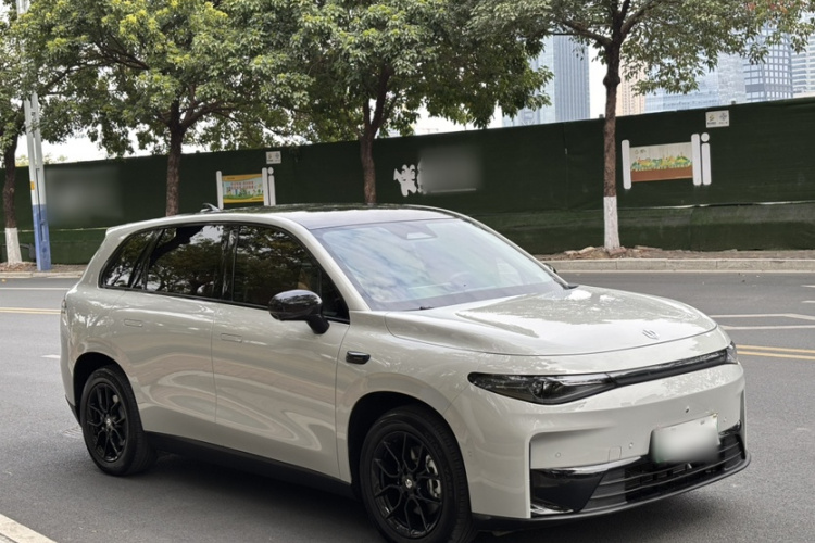 零跑汽车 零跑C10 2024 汽车图片 #3