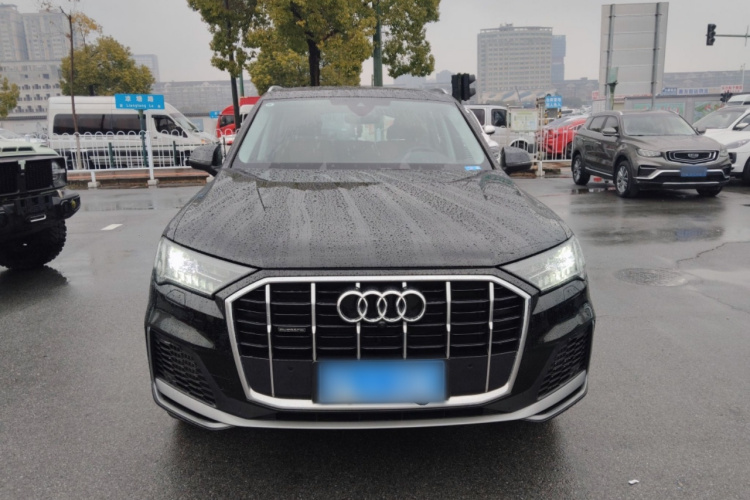 Audi Q7 2023 #3 Audi Q7 2023 car image #3