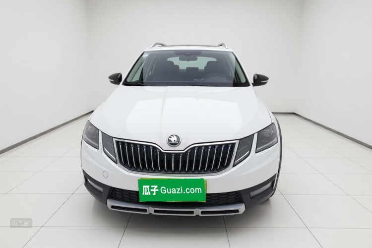 Skoda Octavia 2017 car image #3