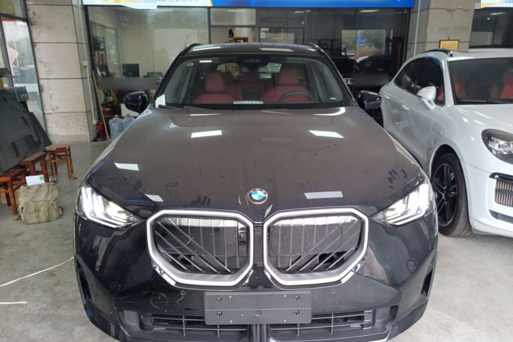BMW X3 2025 immagine di auto #3