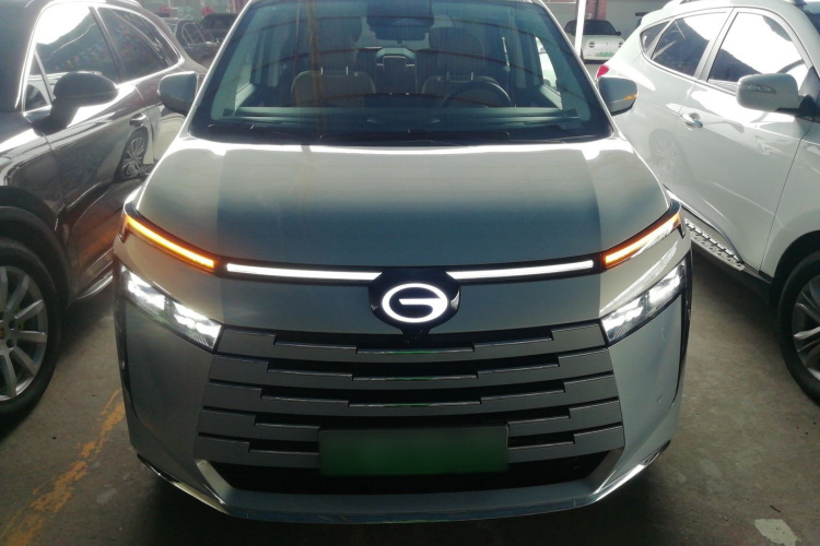 GAC Trumpchi E8 New Energy 2024 car image #3