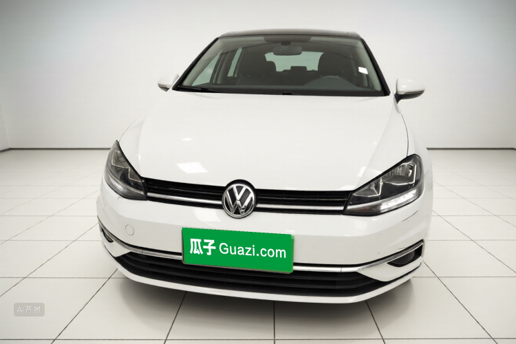 Volkswagen Golf 2019 car image #3