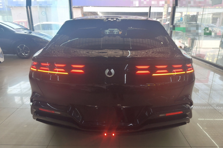 Denza Z9GT 2025 car image #3