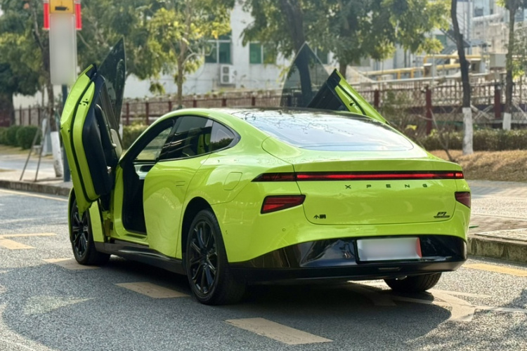 Xpeng P7 2021 imagen de coche #3