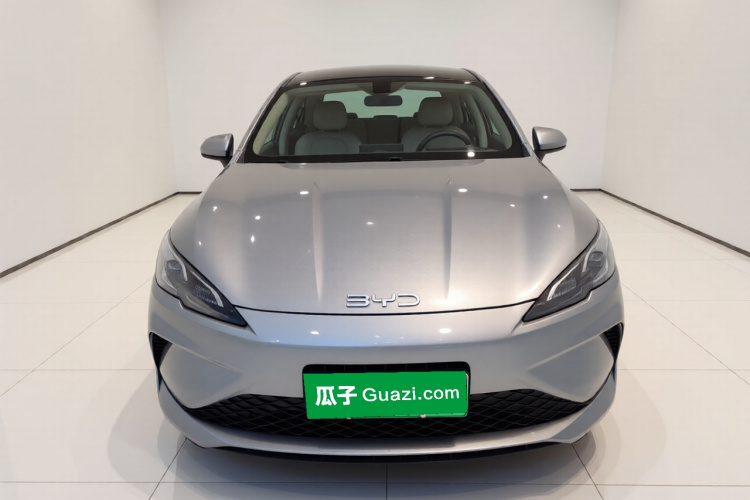 BYD Seal 05 DM-i 2025 car image #3