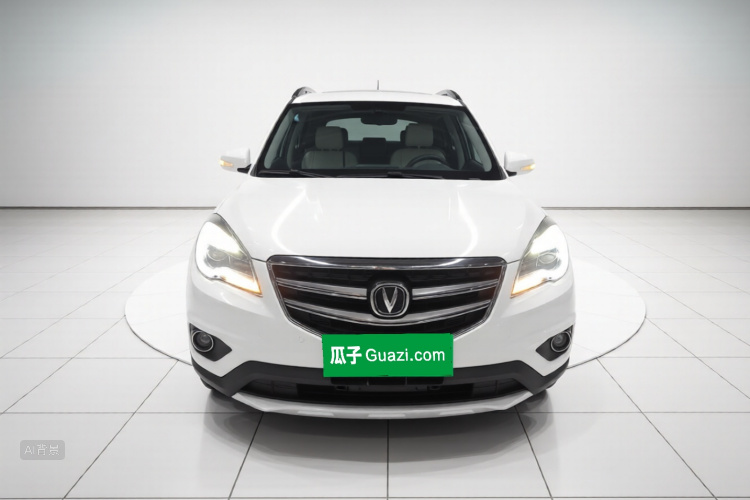 Changan CS35 2018 صورة سيارة #3