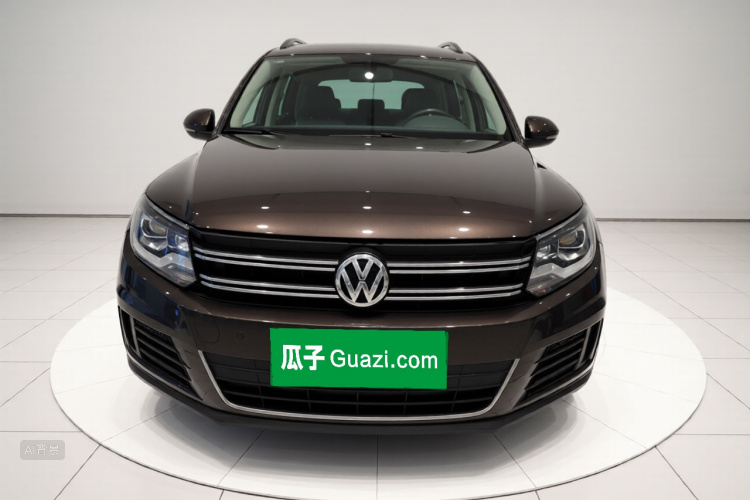Volkswagen Tiguan 2016 car image #3