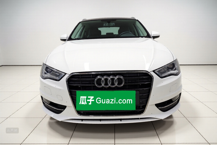 Audi A3 2018 car image #3