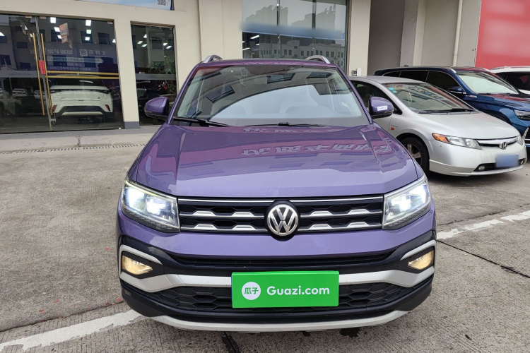 Volkswagen T-Cross 2020 car image #3