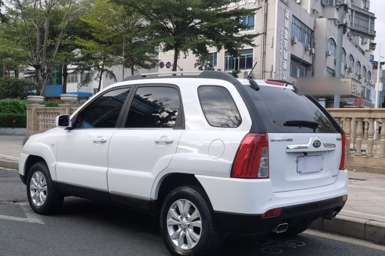 起亚 狮跑 2017 汽车图片 #3