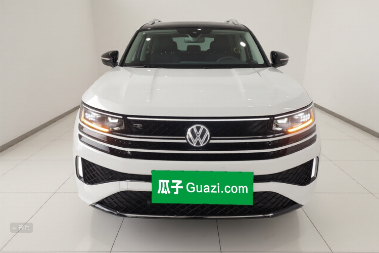 Volkswagen Tavendor 2023 car image #3