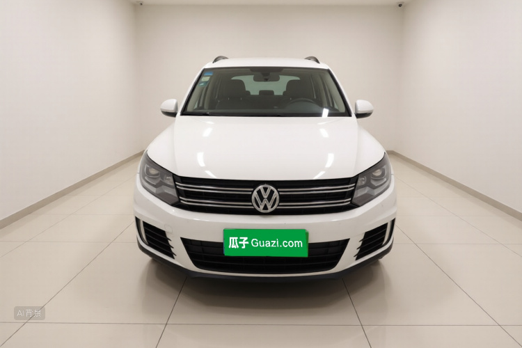 Volkswagen Tiguan 2015 صورة سيارة #3