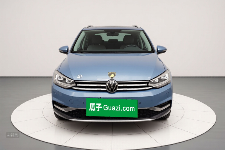 Volkswagen Touran 2020 car image #3