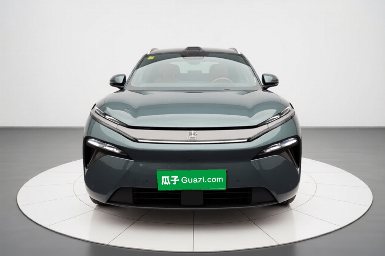 BYD Tang L 2025 immagine di auto #3