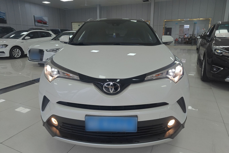 Toyota Izoa 2020 car image #3