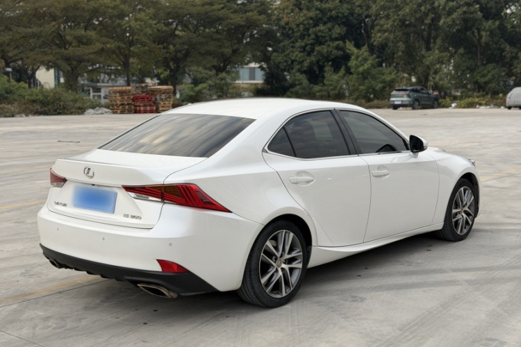 Toyota 2017 #3 Toyota 2017 car image #3