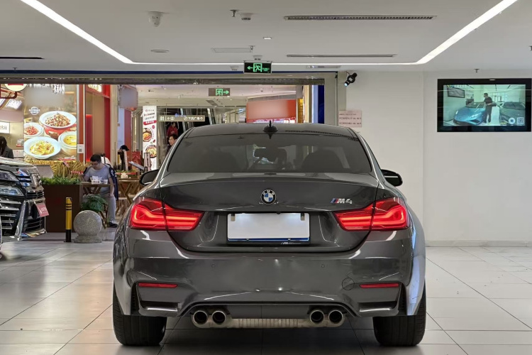 宝马 宝马M4 2018 汽车图片 #3