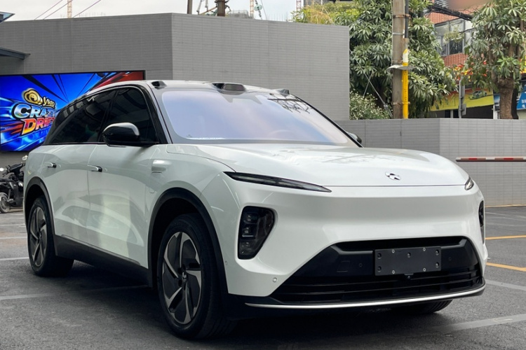 蔚来 蔚来ES8 2024 汽车图片 #3