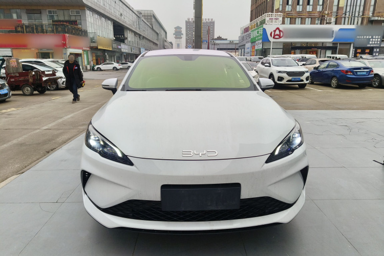 BYD Seal 05 DM-i 2025 car image #3