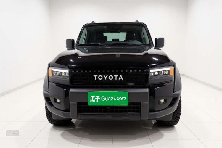 Toyota Land Cruiser Prado 2025 car image #3