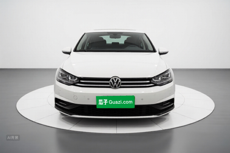 Volkswagen Touran 2020 car image #3