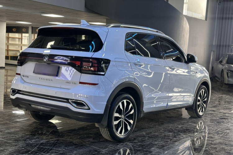 Tacqua 2021 car image #3