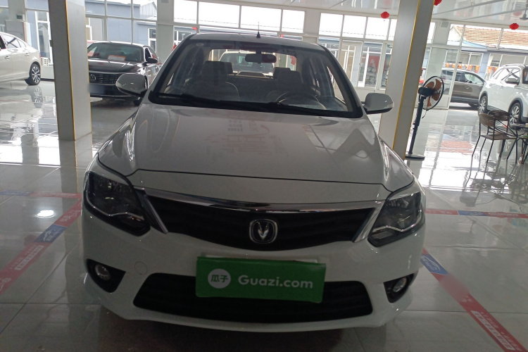Changan Alsvin V3 2016 صورة سيارة #3