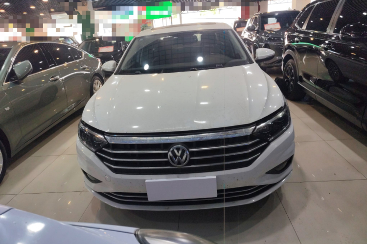 Volkswagen Sagitar 2019 car image #3