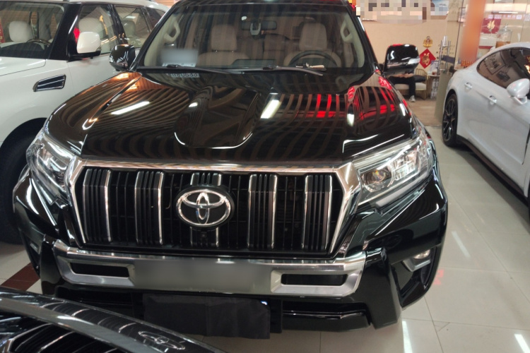 Toyota 2018 #3 Toyota 2018 car image #3