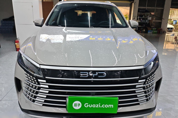 BYD Sea Lion 05 DM-i 2024 car image #3