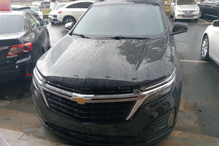 Chevrolet Equinox 2022 car image #3