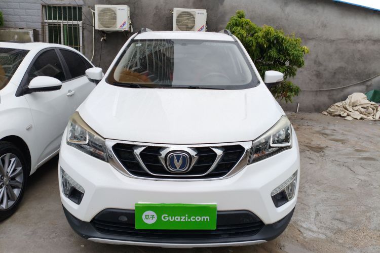 Changan CS15 2018 صورة سيارة #3