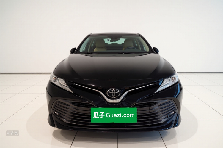 Toyota Camry 2019 immagine di auto #3