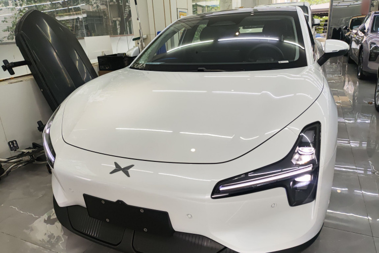 小鹏 小鹏MONA M03 2026 汽车图片 #3