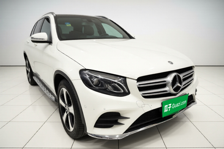Mercedes-Benz GLC Class 2017 car image #3