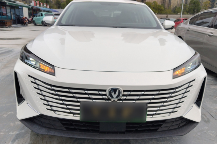 Changan EadoPHEV 2025 imagem de carro #3