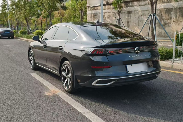 Volkswagen Lamando 2024 car image #3