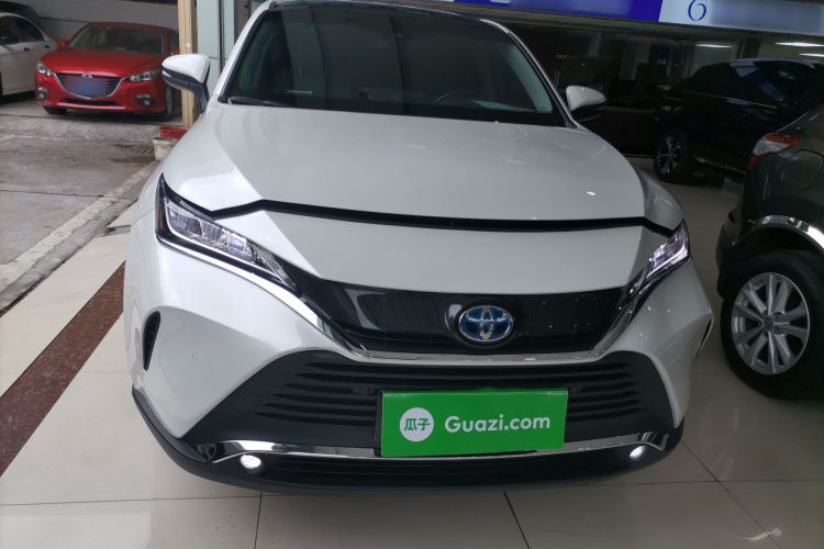 Toyota Harrier 2023 car image #3